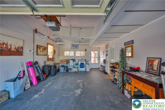 1243 Mine Lane Road, Palmer Twp, PA 18045