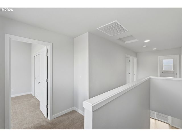 651 S 5th St, Carlton, OR 97111