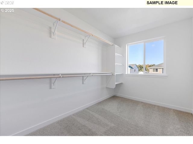 651 S 5th St, Carlton, OR 97111