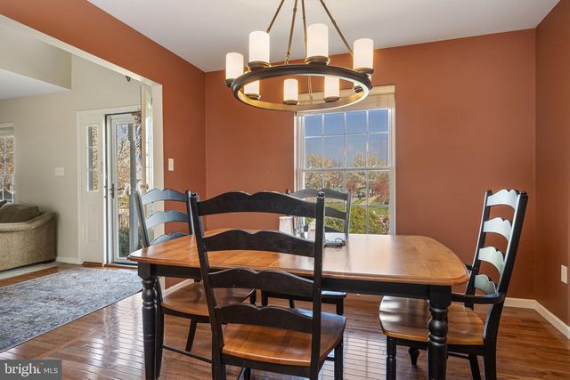 218 CAMBRIDGE LN, Lititz, PA 17543