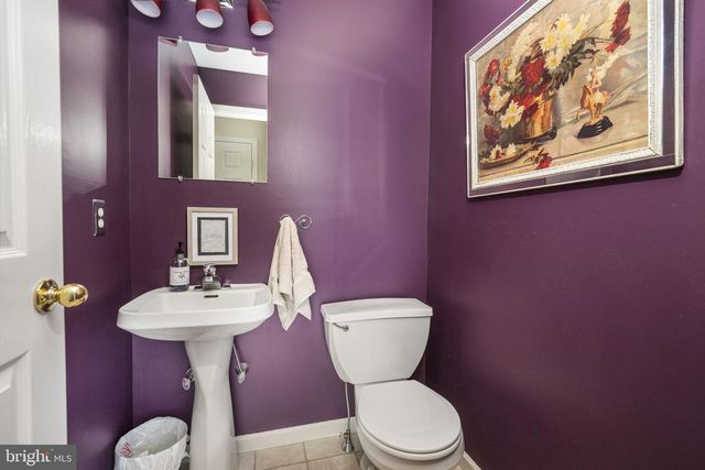 218 CAMBRIDGE LN, Lititz, PA 17543