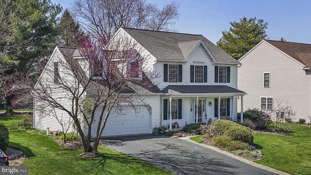 218 CAMBRIDGE LN, Lititz, PA 17543