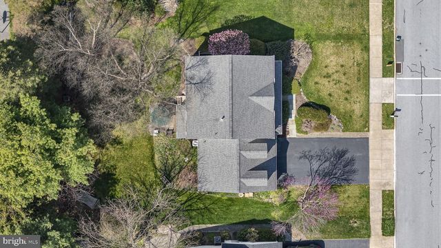 218 CAMBRIDGE LN, Lititz, PA 17543