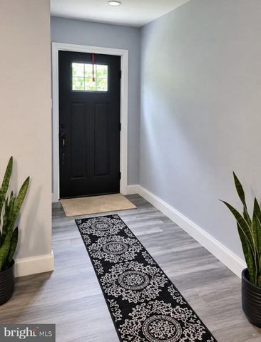 40 YARROW ST, Browns Mills, NJ 08015