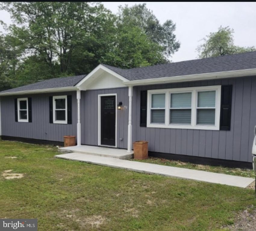 40 YARROW ST, Browns Mills, NJ 08015