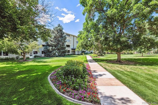 595 S Alton Way 7B, Denver, CO 80247