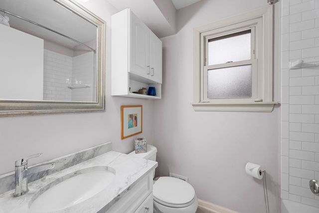 703 E Thomas Street, Arlington Heights, IL 60004