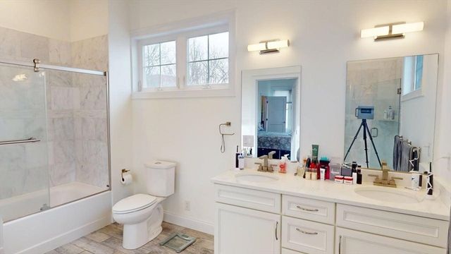 4 Market St TH, Cambridge, MA 02139