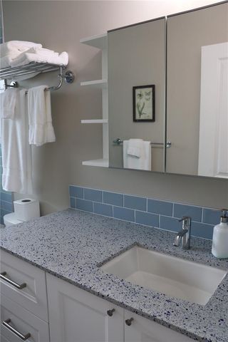 1421 14TH STREET N, St Petersburg, FL 33704