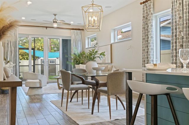 1421 14TH STREET N, St Petersburg, FL 33704