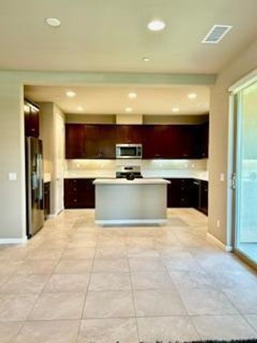 74414 Millennia Way, Palm Desert, CA 92211