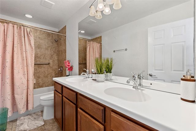 446 ANESSA ROSE LOOP, Ocoee, FL 34761