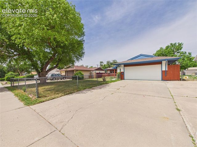 3015 Baltimore Avenue, Pueblo, CO 81008