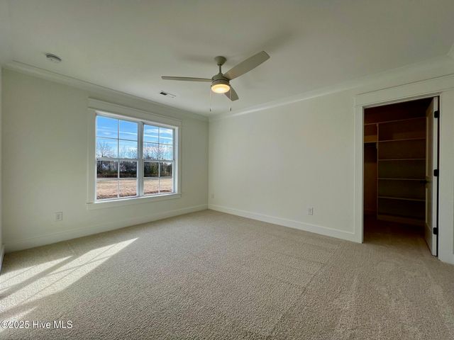 2838 Bates Branch Way, Grimesland, NC 27837