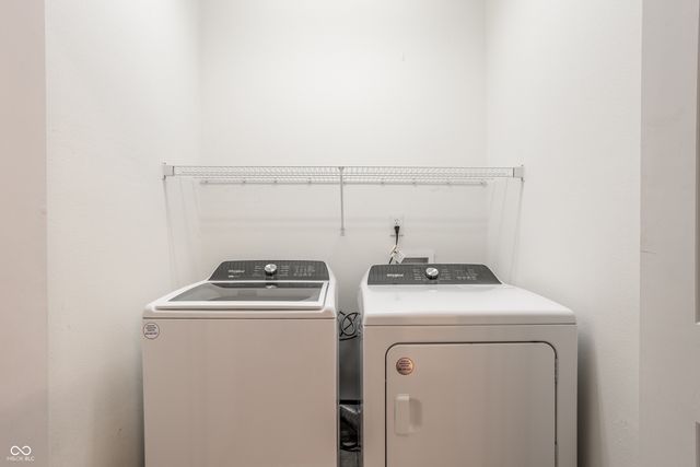 8122 Sand Ridge Circle, Indianapolis, IN 46237