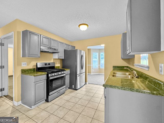 10761 Tara Village Way, Jonesboro, GA 30238