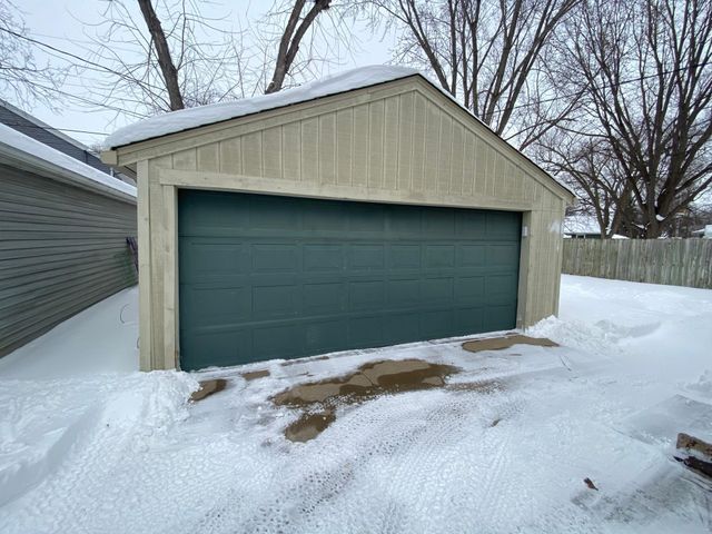 3805 5th Street NW, Rochester, MN 55901