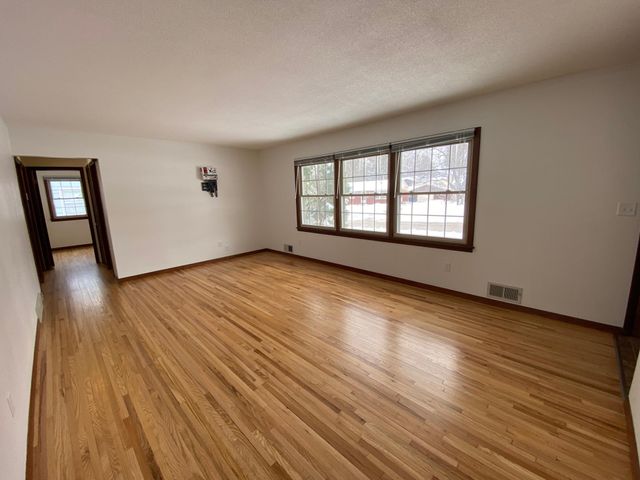 3805 5th Street NW, Rochester, MN 55901