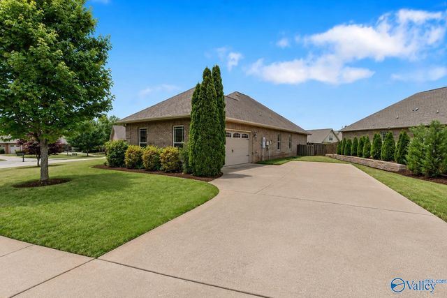 22 Cypress Grove Lane, Huntsville, AL 35824