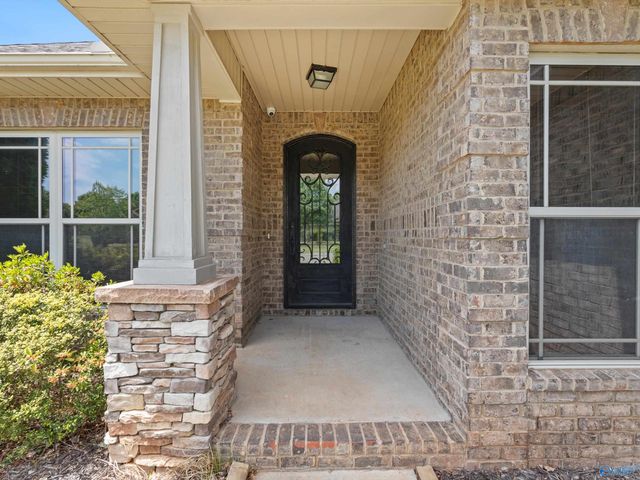 22 Cypress Grove Lane, Huntsville, AL 35824