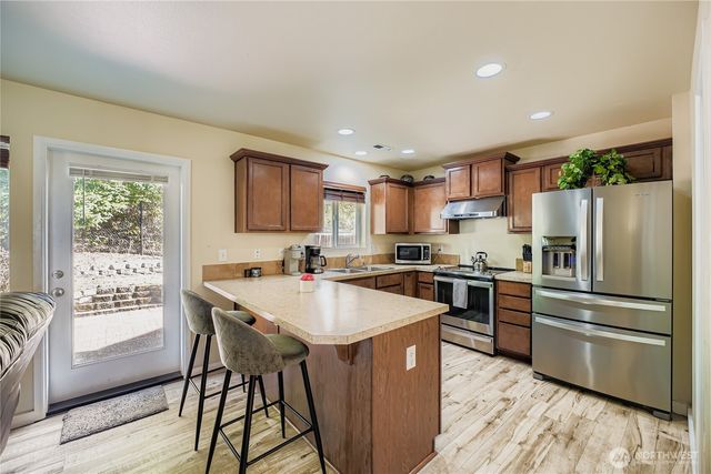 3971 E Roosevelt Avenue, Tacoma, WA 98404