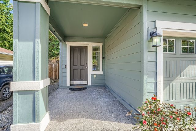 3971 E Roosevelt Avenue, Tacoma, WA 98404