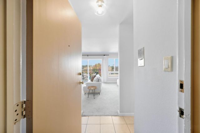 833 N Humboldt Street 504, San Mateo, CA 94401