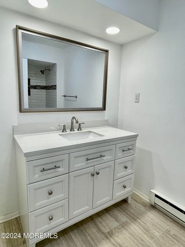 175 Amberly Drive A, Manalapan, NJ 07726