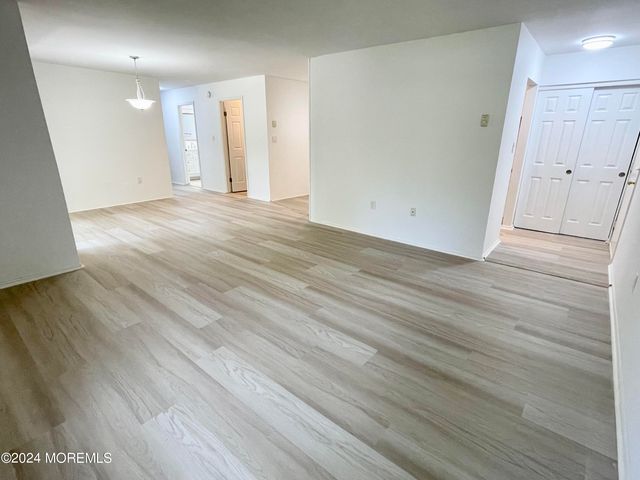 175 Amberly Drive A, Manalapan, NJ 07726