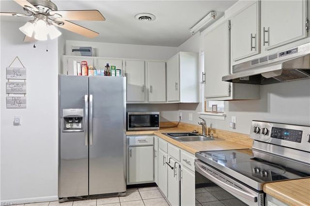 1134 Thisdell Lane LN, Newport News, VA 23607