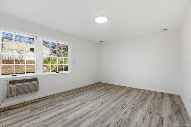 231 Sunflower Lane, Islandia, NY 11749