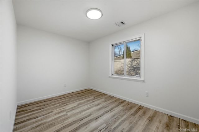 231 Sunflower Lane, Islandia, NY 11749