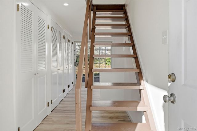 231 Sunflower Lane, Islandia, NY 11749