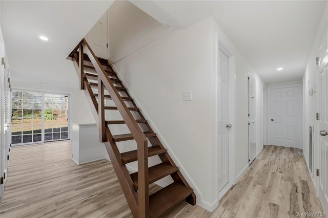 231 Sunflower Lane, Islandia, NY 11749