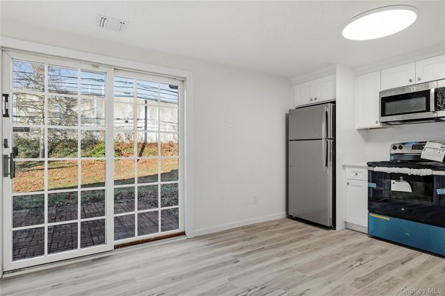 231 Sunflower Lane, Islandia, NY 11749