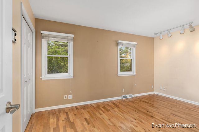 1665 Bayview Drive, Norton Shores, MI 49441