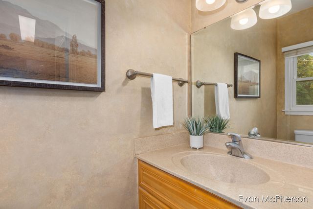 1665 Bayview Drive, Norton Shores, MI 49441