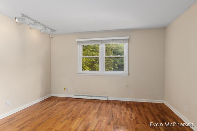 1665 Bayview Drive, Norton Shores, MI 49441