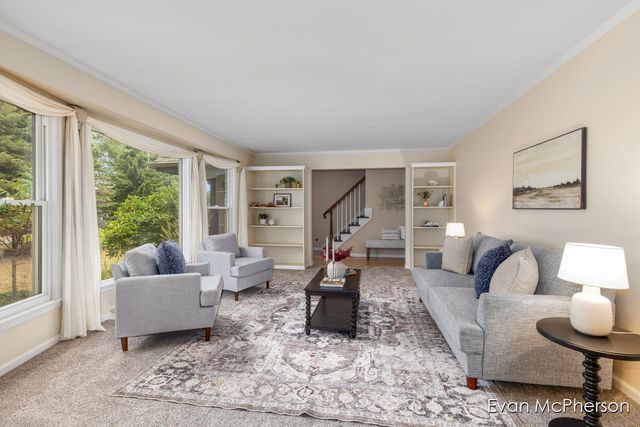 1665 Bayview Drive, Norton Shores, MI 49441