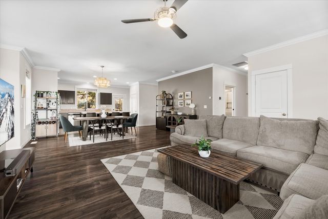 2106 NW Black Pines Place, Bend, OR 97703