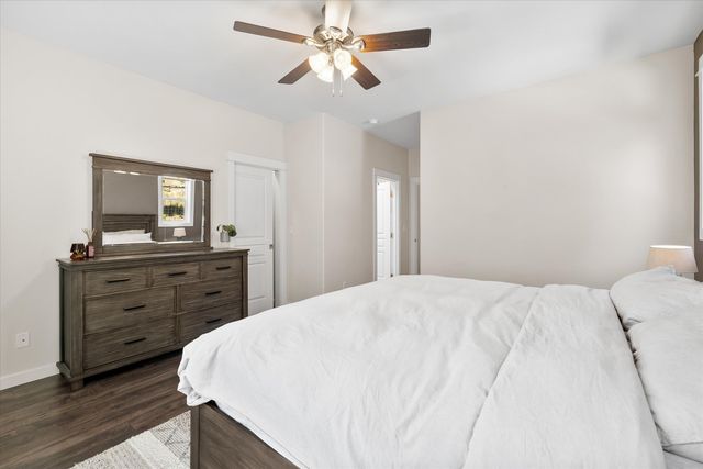 2106 NW Black Pines Place, Bend, OR 97703