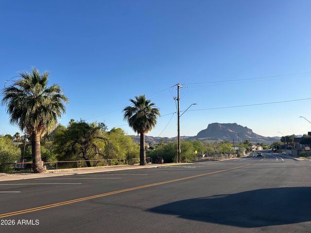 444 W VALENTINE Street, Superior, AZ 85173