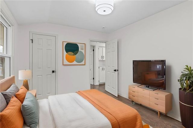 3507 Ruysser Road, Kansas City, MO 64137