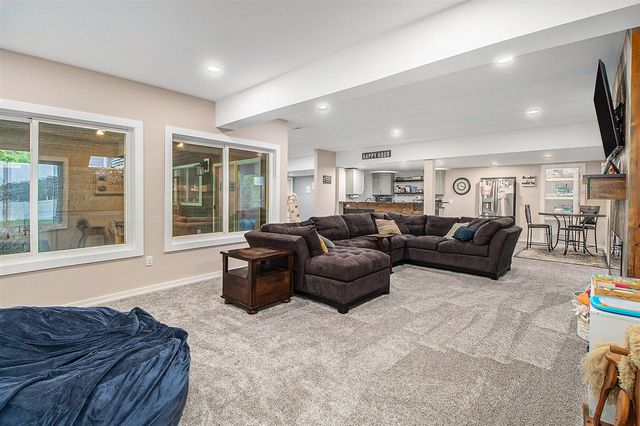 1881 Sienna Street, Kalamazoo, MI 49009
