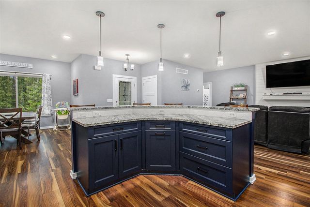 1881 Sienna Street, Kalamazoo, MI 49009