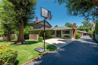 4450 Matilija Avenue, Sherman Oaks, CA 91423
