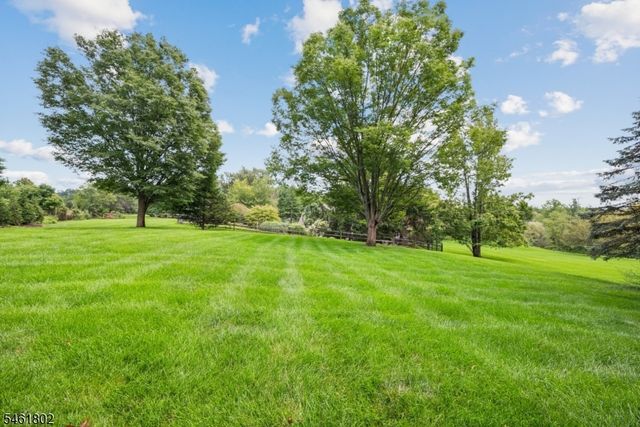 37 COLTS GLEN LANE, Bernards Twp., NJ 07920