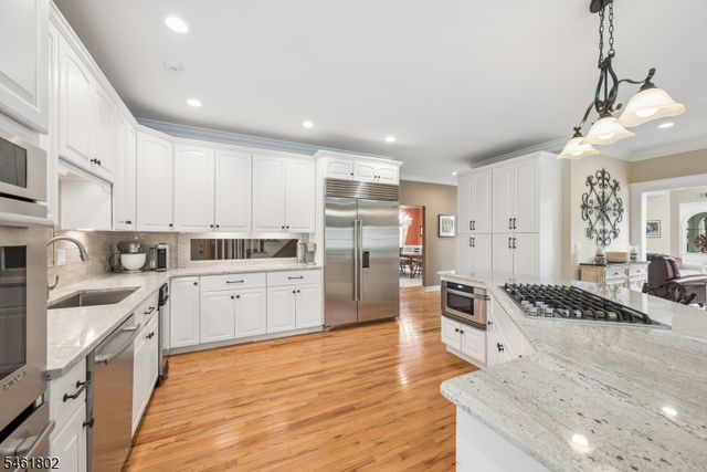 37 COLTS GLEN LANE, Bernards Twp., NJ 07920