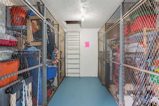 7684 NW 18th St 404, Margate, FL 33063