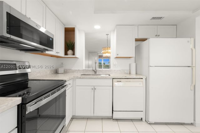 7684 NW 18th St 404, Margate, FL 33063